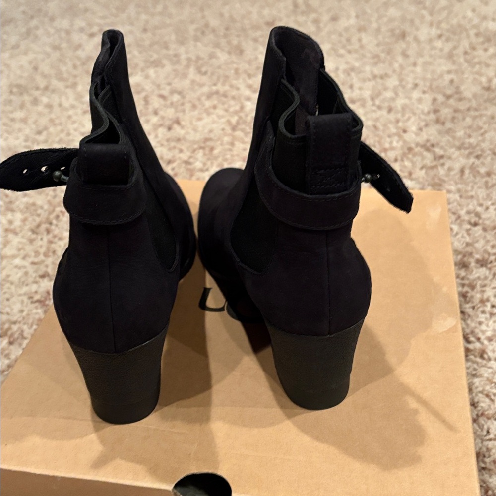 UGG Black Wedge Indra Ankle Boots - Picture 4 of 5